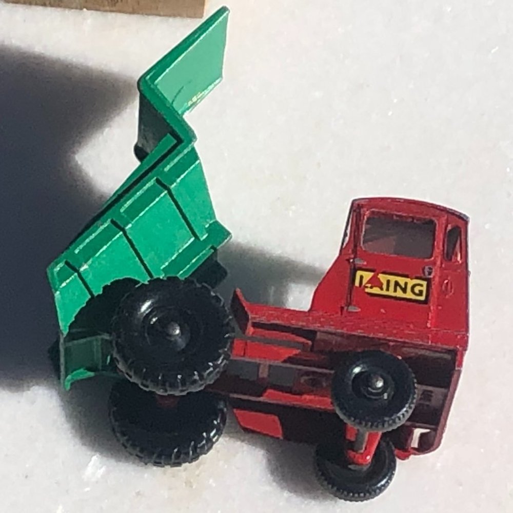 ❤️VINTAGE Matchbox Dump Truck 🎈